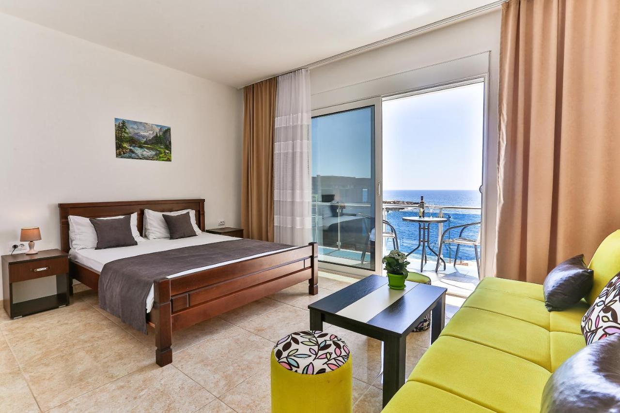 Buskovic Apartment Dobra Voda Luaran gambar