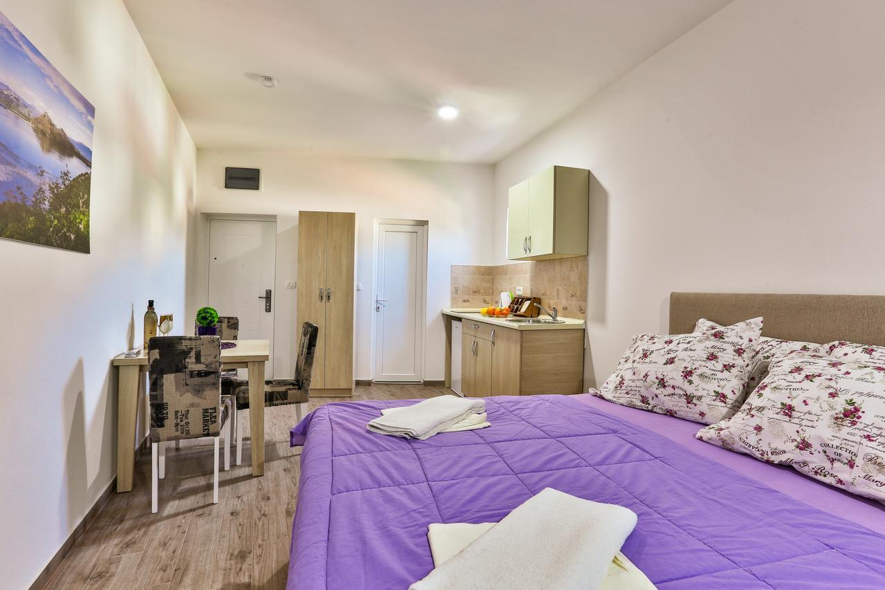 Buskovic Apartment Dobra Voda Luaran gambar
