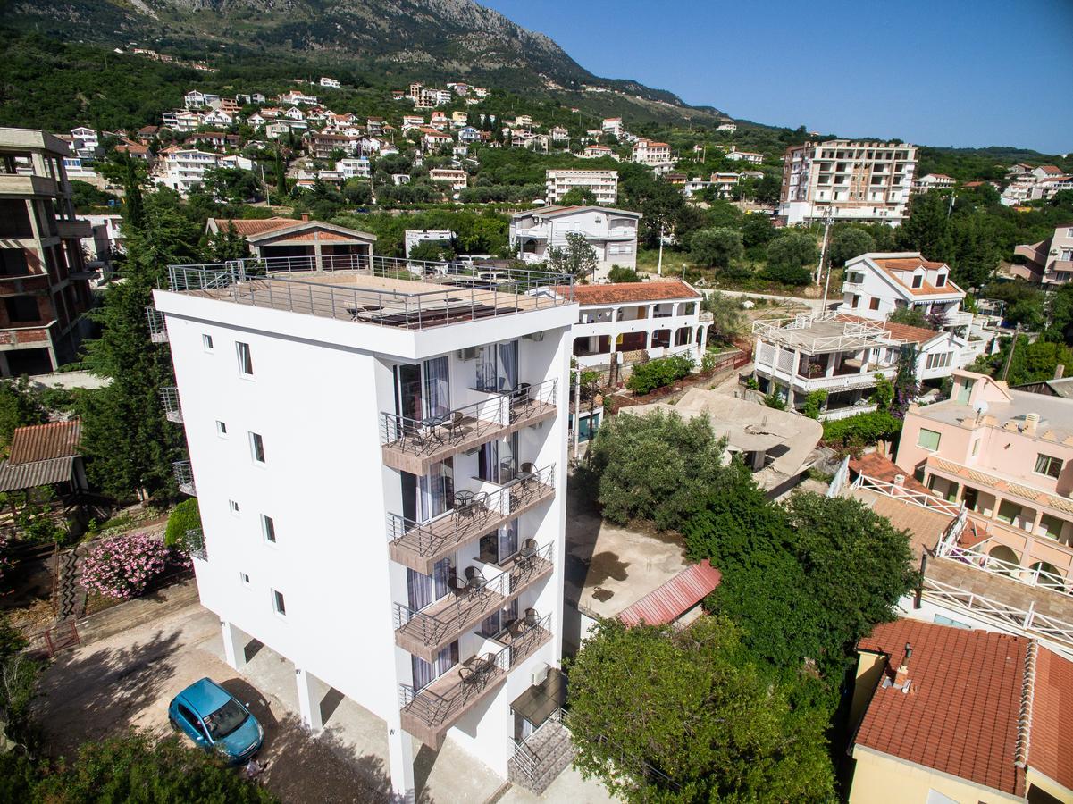 Buskovic Apartment Dobra Voda Luaran gambar