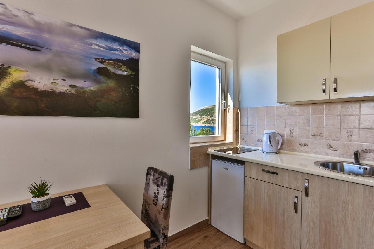 Buskovic Apartment Dobra Voda Luaran gambar